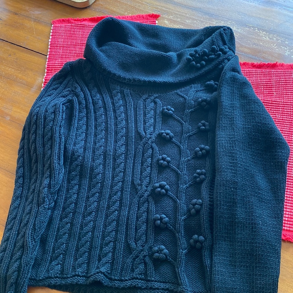 Studio M cable black sweater size L